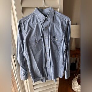 Wrangler Men's Light Blue Button Down Shirt